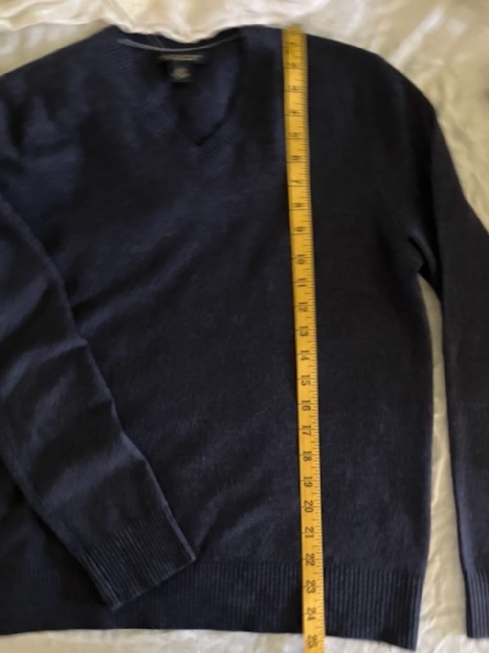 Banana Republic Men’s V-neck, Extra Fine Merino Wool, Navy Size S
